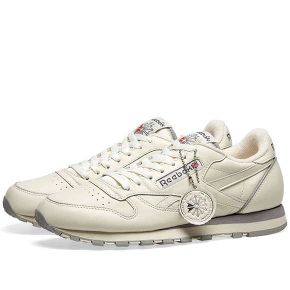 COPY - Reebok Classic Leather 1983 // NEW + WITH TAGS - Picture 6 of 7